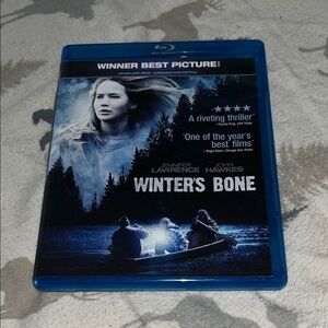 Winter's Bone Blu-ray Disc